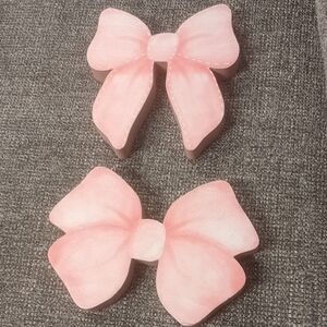 Adorable Pink Bow Decor Pair